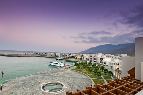 Oman Booking.com